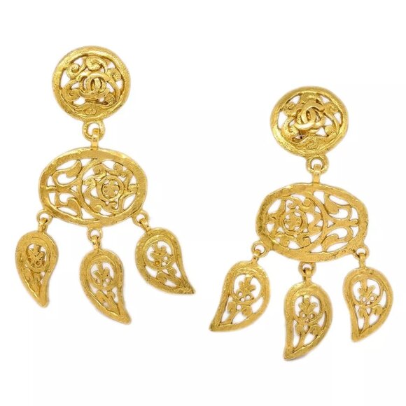 Chanel Fringe Dangle Earrings Clip-On Gold 95A 162729 - Picture 1 of 4